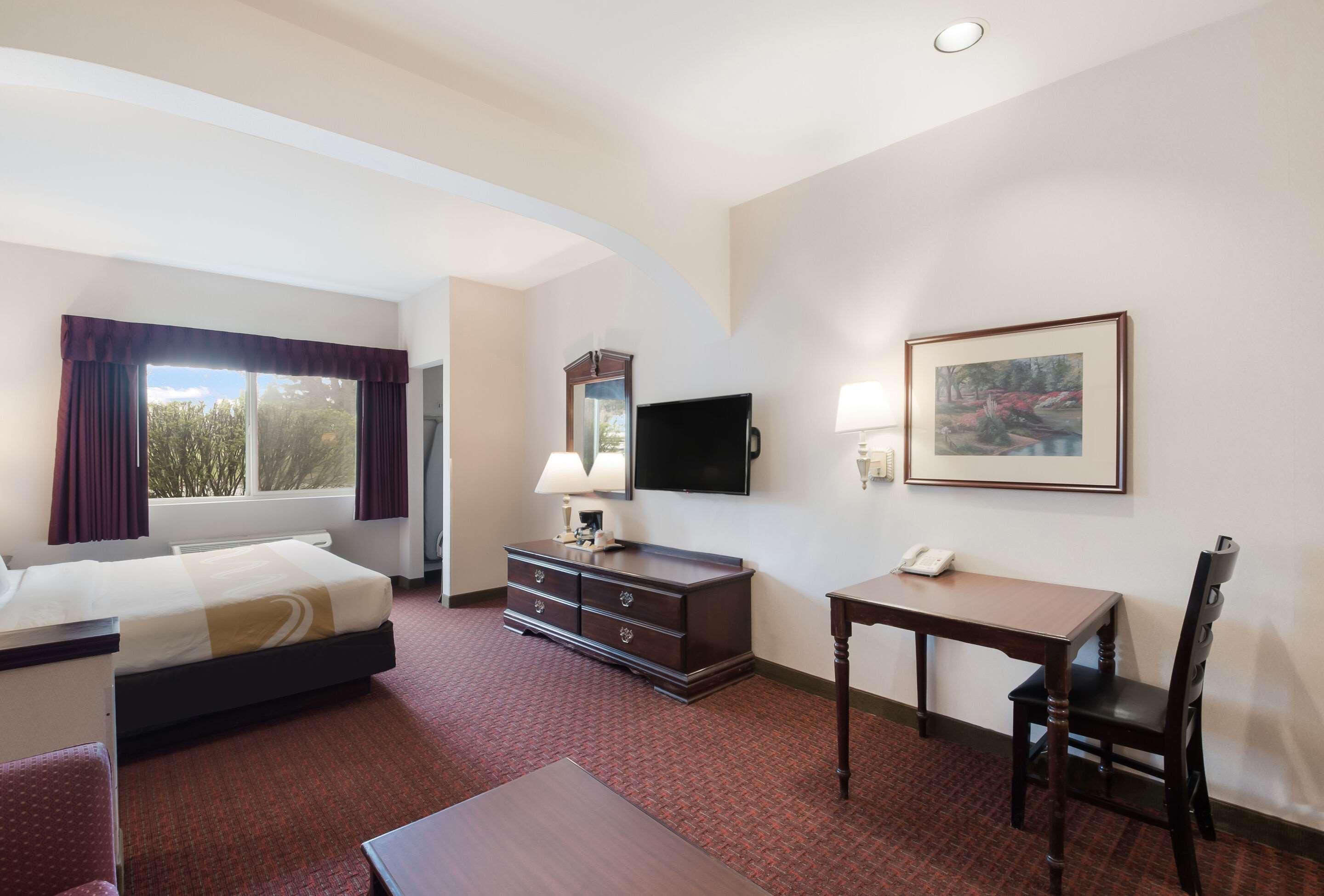 Quality Inn Grand Suites Bellingham Exterior photo