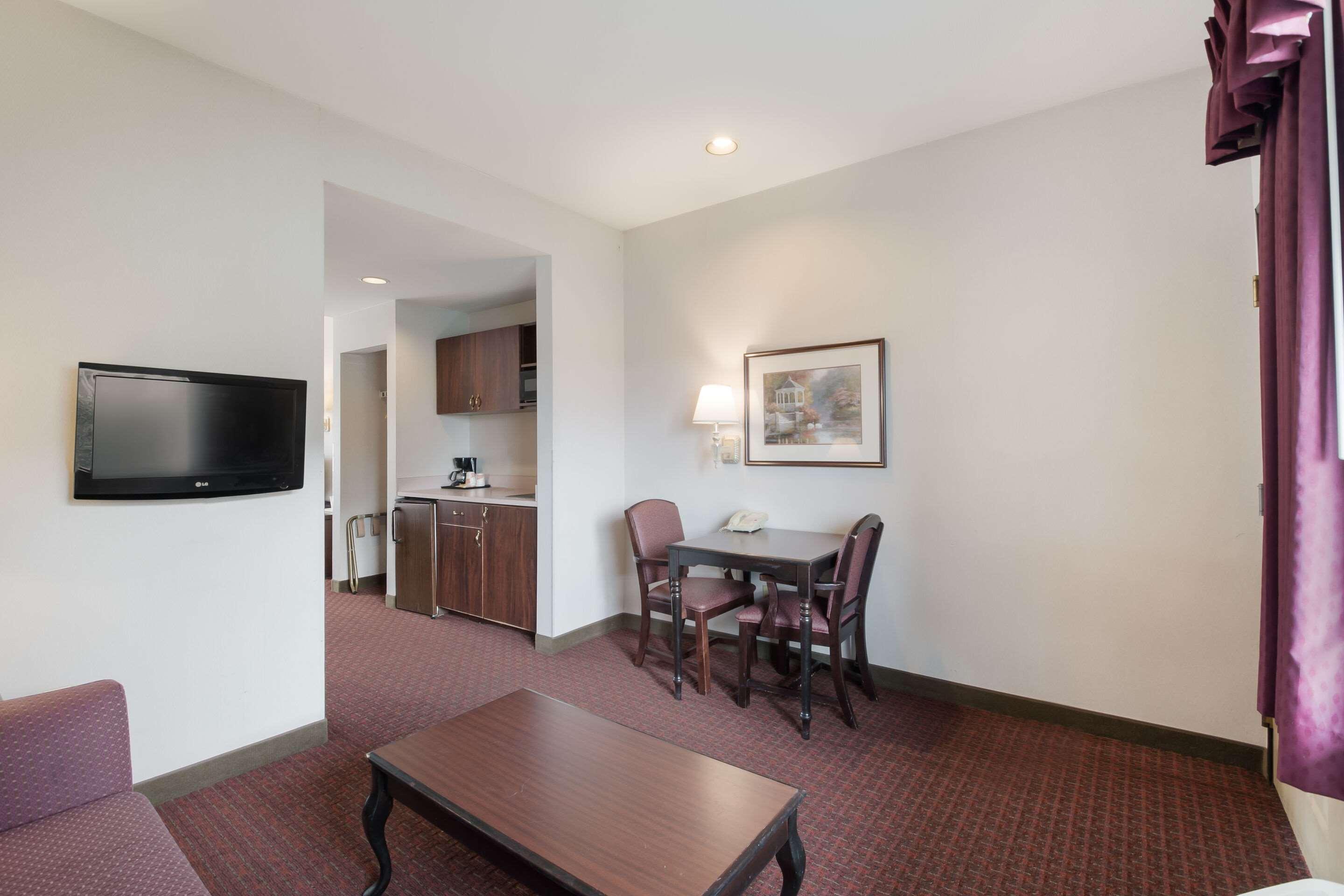 Quality Inn Grand Suites Bellingham Exterior photo