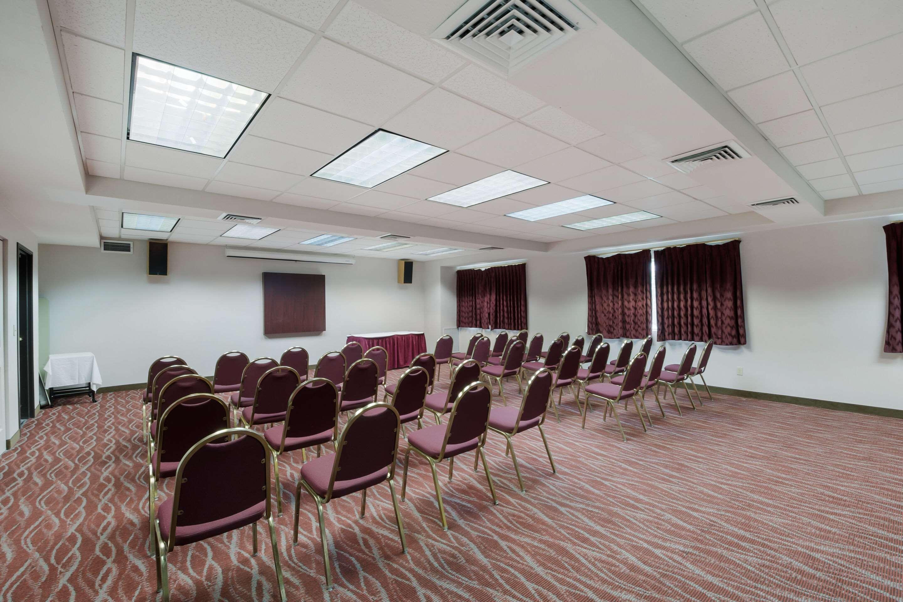 Quality Inn Grand Suites Bellingham Exterior photo